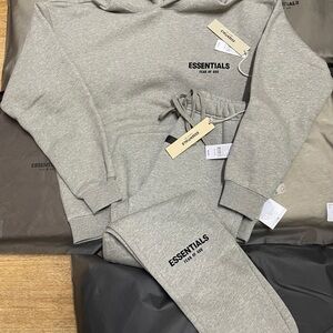 Essentials fear of god dark oatmeal tracksuit